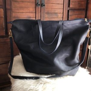 Cuyana Oversized Carryall Tote